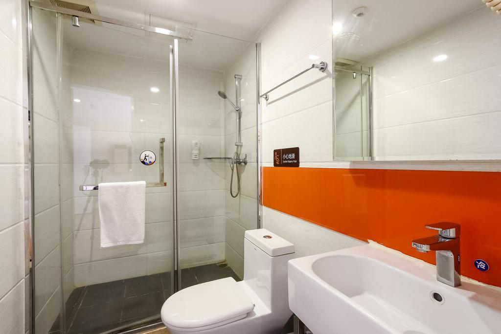 Hotel 7Days Premium Guangzhou Tianhe Shipaiqiao Exterior foto