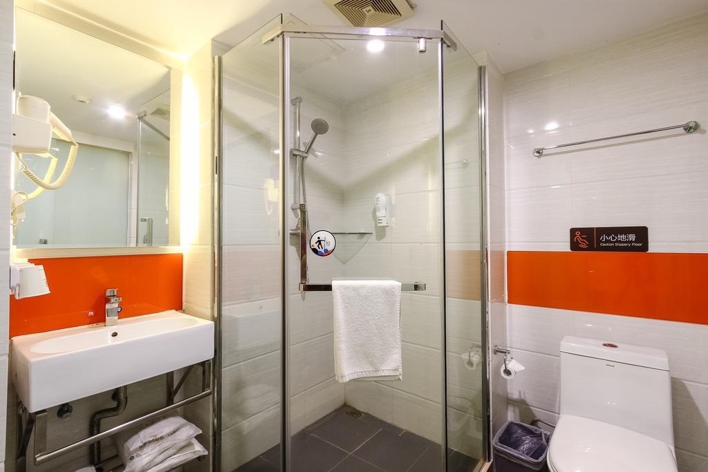 Hotel 7Days Premium Guangzhou Tianhe Shipaiqiao Exterior foto